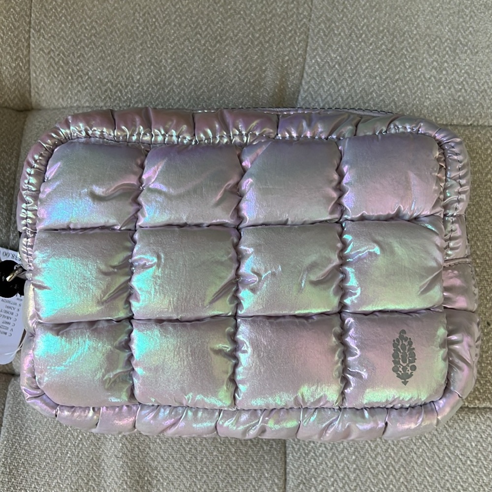 Free People Quilted Mini Pouch Limited Edition Iridescent - Picture 2 of 11